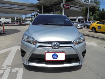 Toyota Yaris 1.2 E